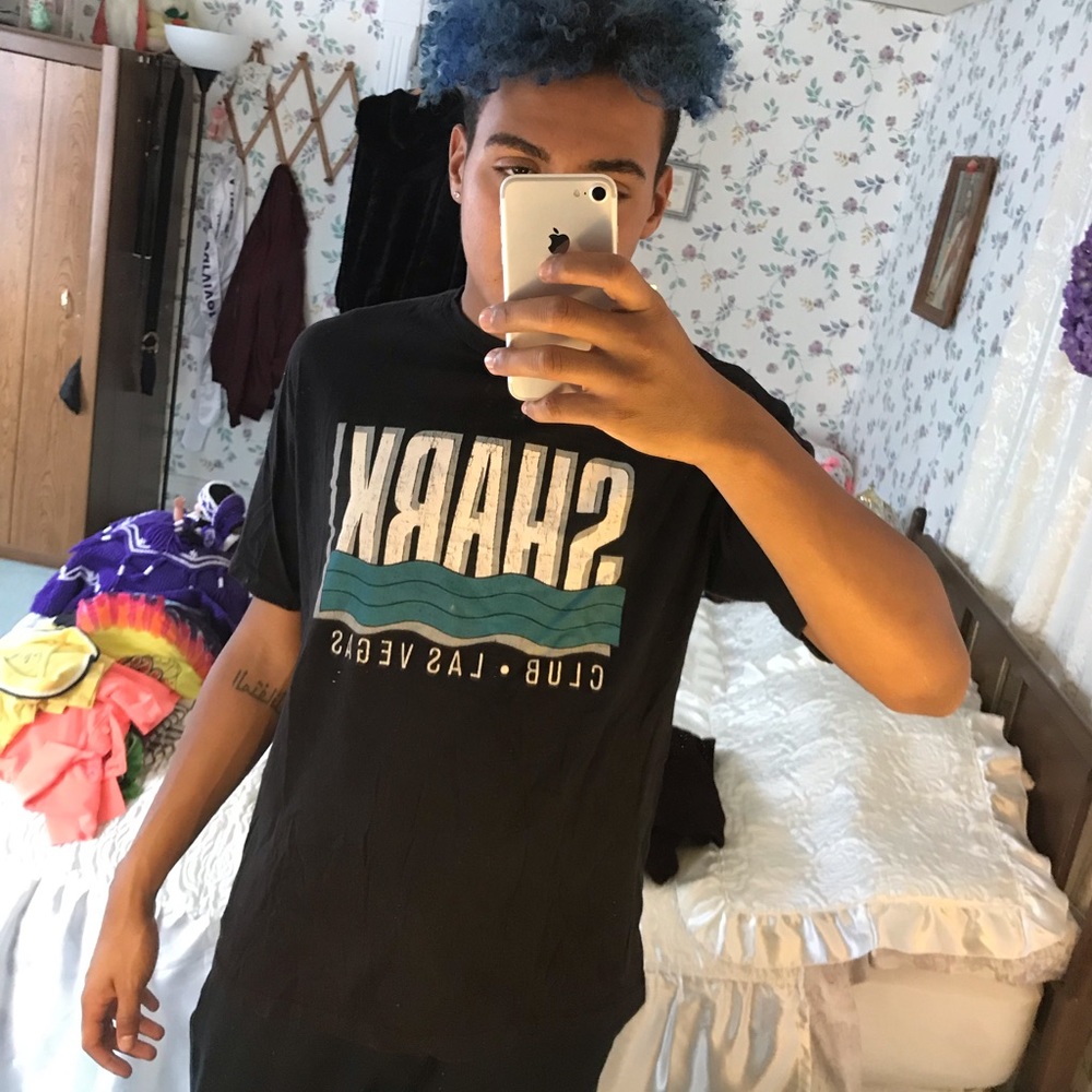 Vintage Vegas Tee
